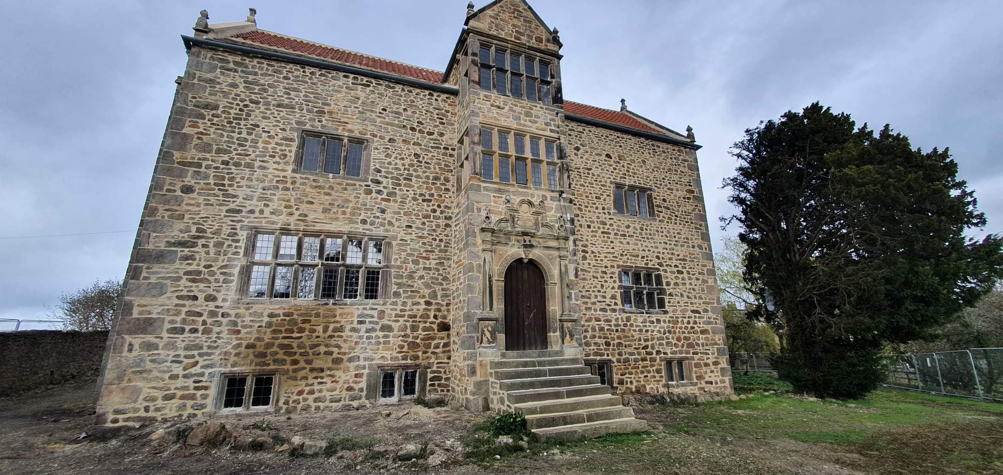 Gainford Hall, Durham Ark Stained Glass